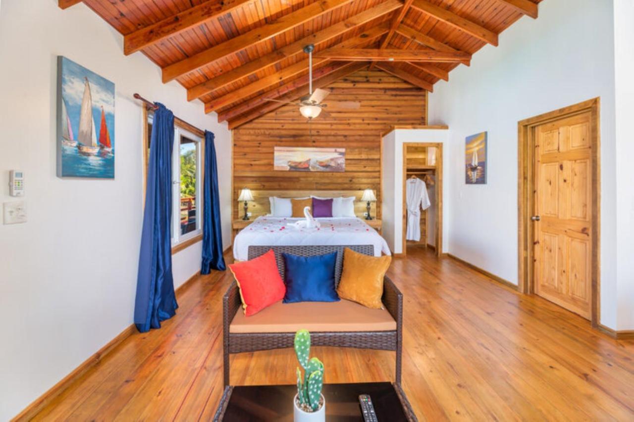 Hotel And Dive Center Roatan Yacht Club French Harbour Exteriér fotografie