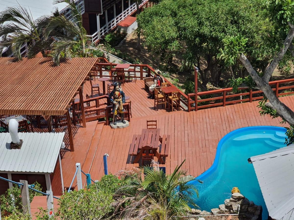 Hotel And Dive Center Roatan Yacht Club French Harbour Exteriér fotografie
