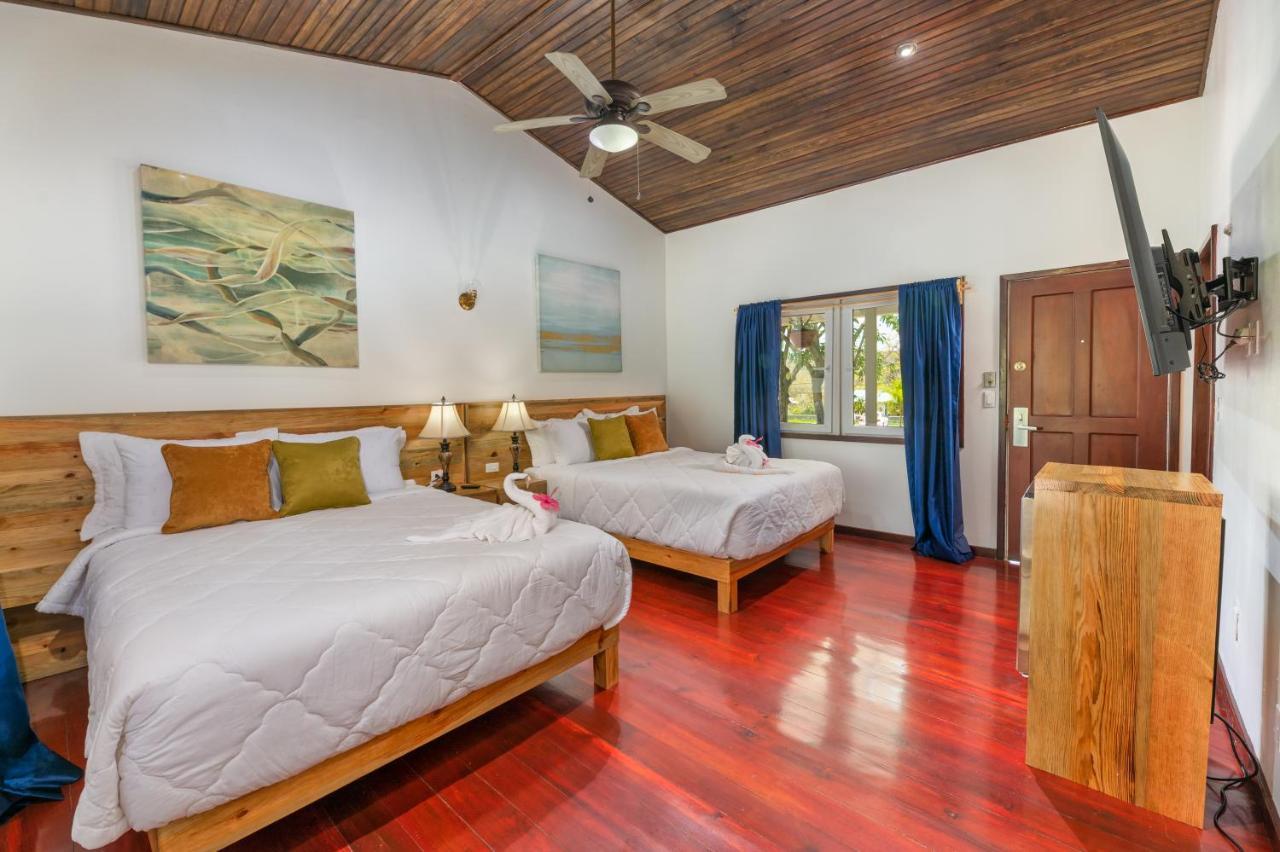 Hotel And Dive Center Roatan Yacht Club French Harbour Exteriér fotografie